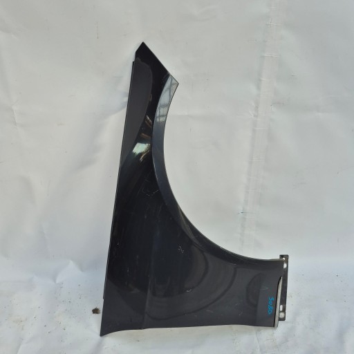 MERCEDES E-KLASA 212 right fender front front