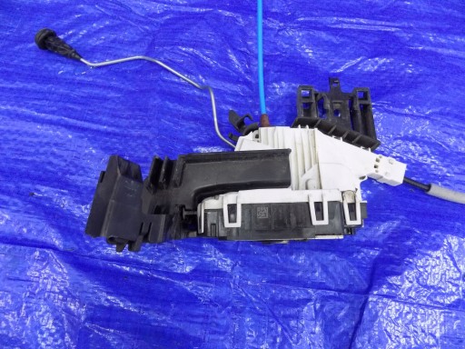 lock door right front MERCEDES W176 2,2CDI