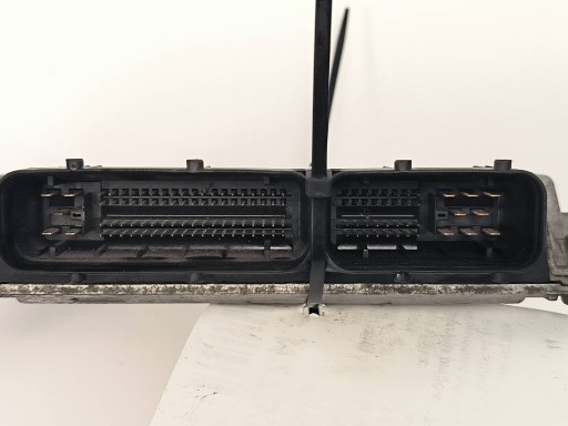 computer of the engine ECU 03D906032C VOLKSWAGEN POLO IV 9N