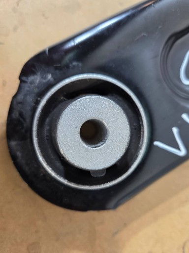 Citroen C3 IV 2025r arm front left 17411909 (Q834)