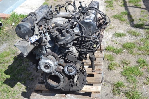 Mercedes W126 500 SE SEC M117 двигун 117.965