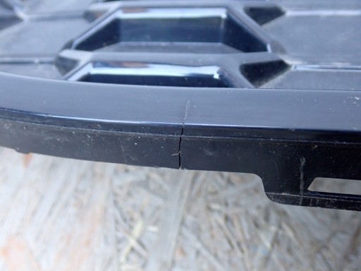 front PREKLADgrill FORD FOCUS MK4 IV LIFT 2022- NX7B-8200-T