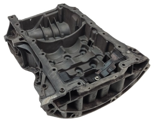 МАСЛЯНЫЙ ПОДДОН TRAFIC VIVARO 2.0 DCI 110174229R