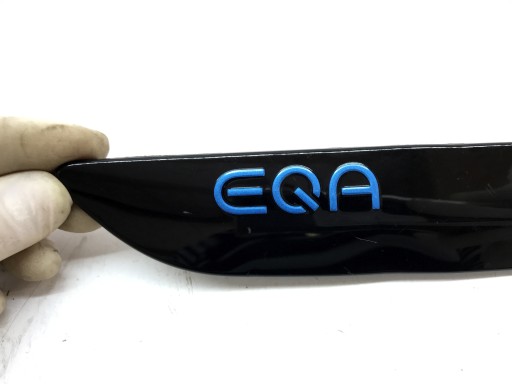 A2438170400 - ЭМБЛЕМА НАКЛЕЙКА НА КРЫЛО MERCEDES EQA