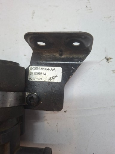 pumpa obehu vody FORD MONDEO MK4 9G9N-8564-AA