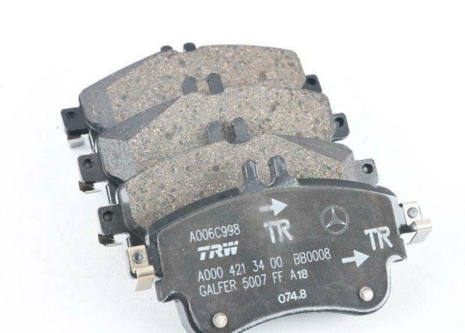 00042 02902 - Тормозные колодки передние оригинальные Mercedes W117 W176