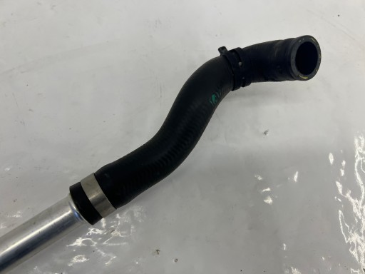 prijenos crijevo vode kutija ventilacije A2058300902 MERCEDES W205 1.6 CGI