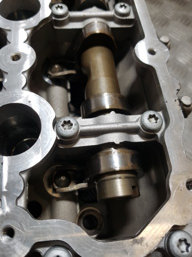 head. complete AUDI Q7 079103373AT 4.2 FSI