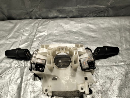 Commodo essuie glace Essuie glaces KIERUNKOWSKAZY Mazda 5 17E675 CC68