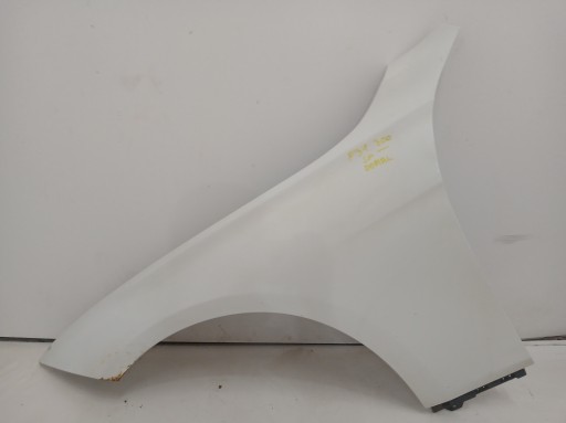 sárvédö bal elsö BMW F30 F31 300