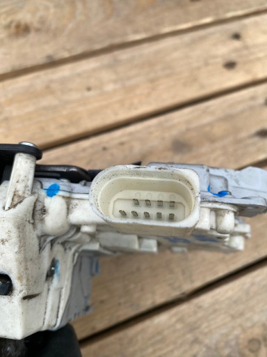 Schloß Tür links heck hinten links audi a6 c6 9 PIN
