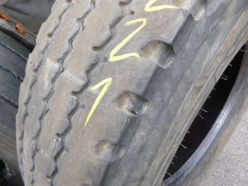 13R22, 5 Pirelli FG88 передний грузовик
