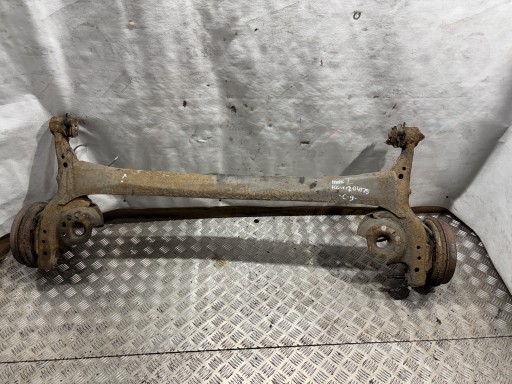 Achsträger heck Toyota Yaris und 1 1,4 DI