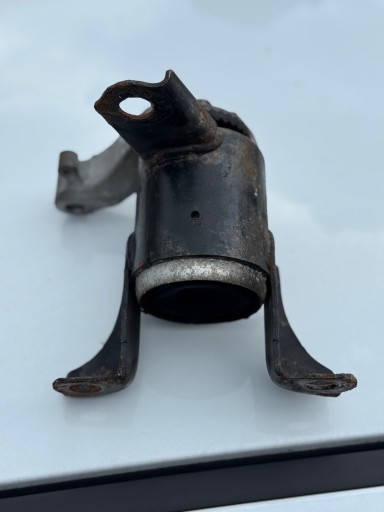 holder engine mount FORD FIESTA MK7 8V51-6F012-AE