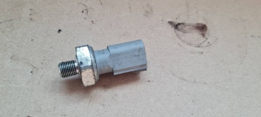 A4 B9 8W Sensor Druck oil 2.0 TDI 03N919081 A5 8W Q5 80A A6 C8