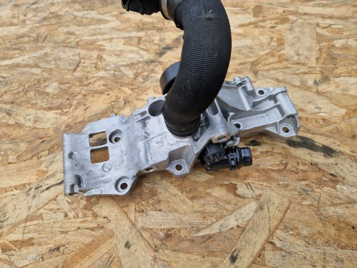 holder water pump BMW F40 F45 F48 MINI F54 F57 F60 2.0B 8631940