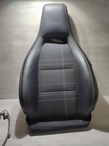 Mercedes-Benz GLA W156 2015 front left side seat oparcie