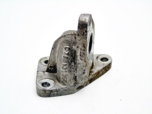 078131165 - Патрубок клапана EGR 4.2 V8 AUDI A8 D3 SPYKER C8