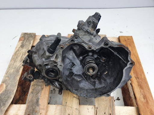 Suzuki Wagon R + 1.0 коробка передач механічна