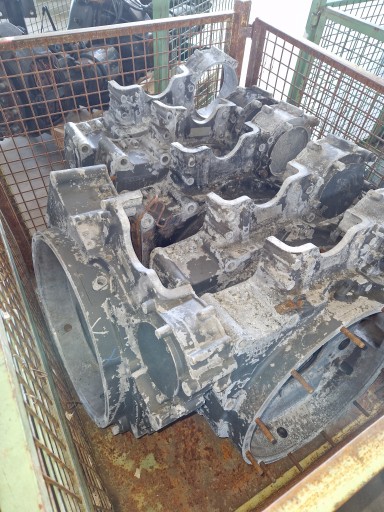 21622396 - Корпус сцепления VOLVO FH13 FM13 D13 Renault Magnum DXI DXI13