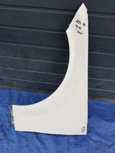 fender left front MERCEDES W204 sedan KOMBI COUPE LIFT PRZEDLIFT C149 149