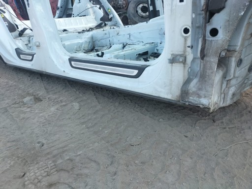 threshold right + pillar central AUDI Q5 8R LY9C
