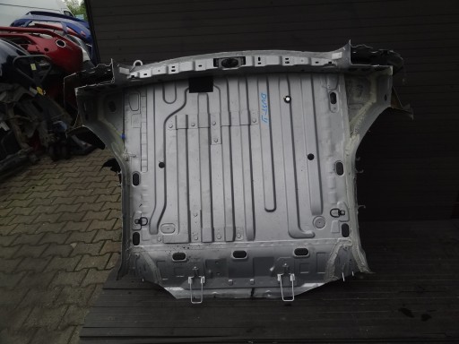 DACIA DUSTER II 2020 ЗАДНІЙ РЕМЕНЬ З ПІДЛОГОЮ І СТІНКОЮ