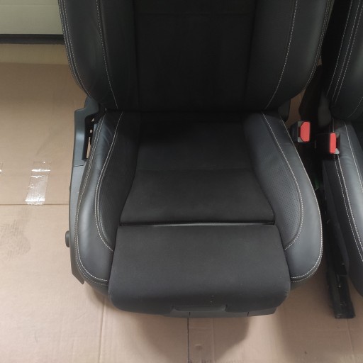VOLVO XC40 2018 R-DESIGN KOMPLET Sitze ALCANTARA GRZANA Sitz