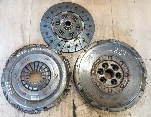 OPEL INSIGNIA A 2.0CDTI A20DTH wheel flywheel clutch 55573488 A827