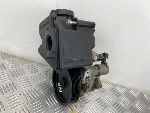 servo pump Mercedes W204 W212 C E KLASA 0054668001