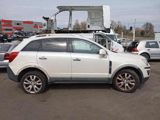 OPEL ANTARA L07 dvere predok predné pravé BIALE GBQ