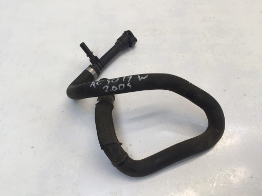 VOLVO XC40 2.0 D4 шланг водопроводной трубы 32252068