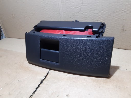 AUDI A3 8V passenger compartment seat of the passenger right front 8V0881578