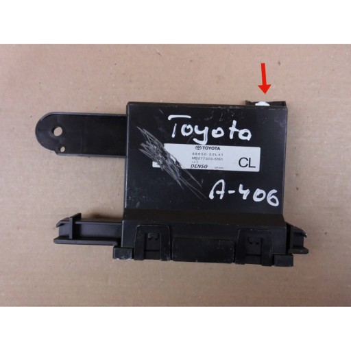 TOYOTA COROLLA E21 COMPUTER MODUL BEDIENTEIL KLIMAANLAGE 88650-02L41