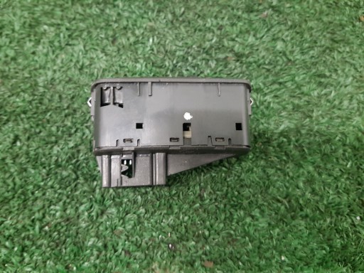 panel ovládání okna řidičů OPEL CORSA D