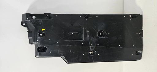 cover chassis right TOYOTA YARIS CROSS 2020