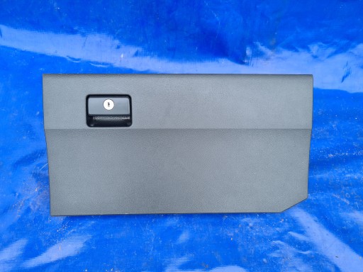 Toyota VERSO 09-18 коробка для зберігання