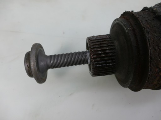 AUDI A4 B8 LIFT S-LINE 2.0 TDI semi-axis front
