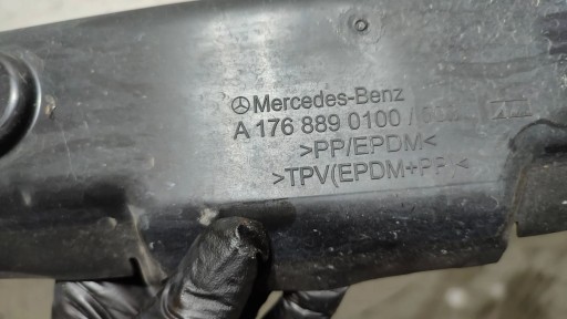 Mercedes-Benz A W176 2017 Avant Bouche buse Droit Insonorisation Aile
