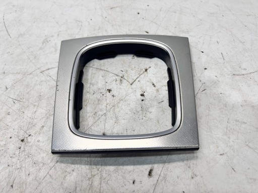 frame MIESZKA changes of the gear AUDI A3 8P 8P0864261