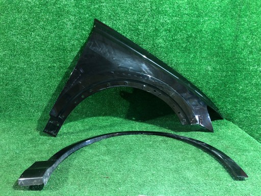 fender front front right AUDI Q8 4M8