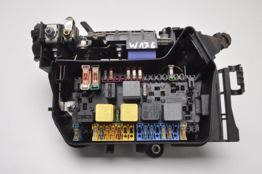 Блок запобіжників mercedes w176 a2469980601