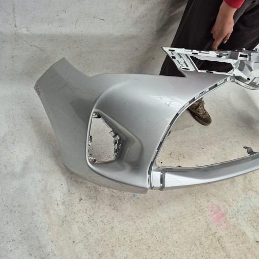 TOYOTA YARIS III 3 LIFT 14-17 bumper front front