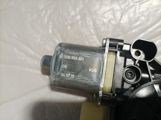 AUDI S3 8V mini motor lifting windows 5Q0959801
