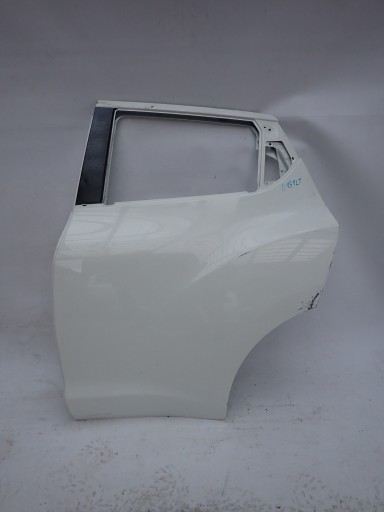 NISSAN JUKE and F15 10-19 door left rear part rear.