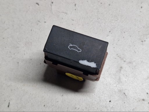 AUDI A6 C6 A6C6 switch button of the opening bonnet boot 4F0959831