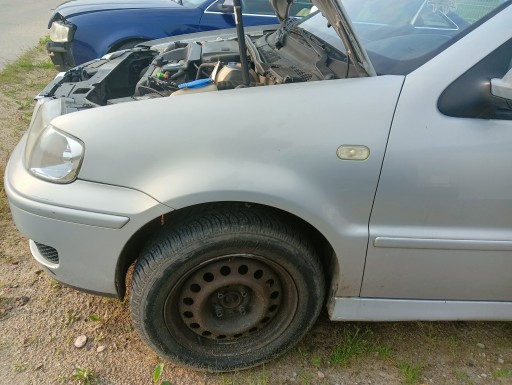 142631519 - Blu бризковик vw polo 3 2004