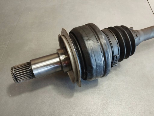 Mercedes-Benz CLS C218 Antriebswelle heck A2043570301