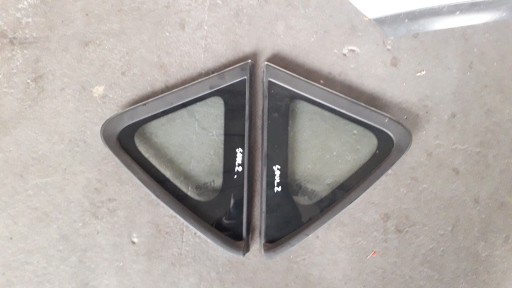KIA SOUL II 2014-СТЕКЛО ЛЕВОЕ