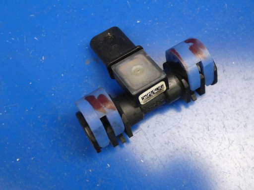 VOLVO V60 S60 II XC90 XC60 V90 S90 2.0 D4 valve of the fuel sensor